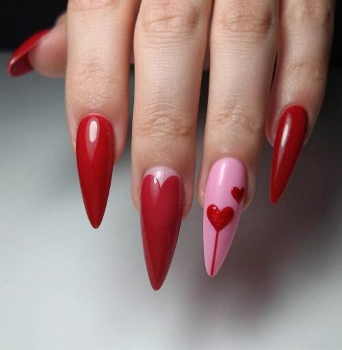 30+ Stiletto Valentine’s Day Nail Ideas